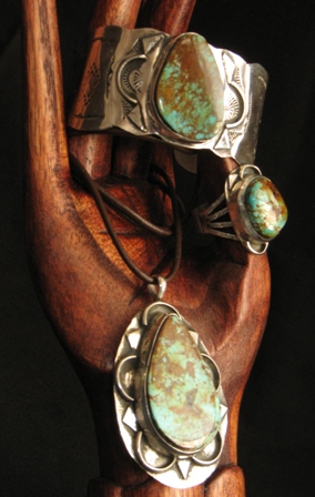 King's Mannassa Turquoise